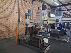 ENGINEERING MACHINERY