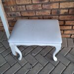 DRESSING TABLE CHAIR