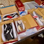 2 Vans footwea