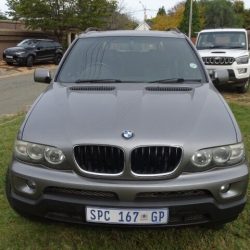 BMW X5 (1)
