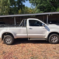 TOYOTA HILUX D4D